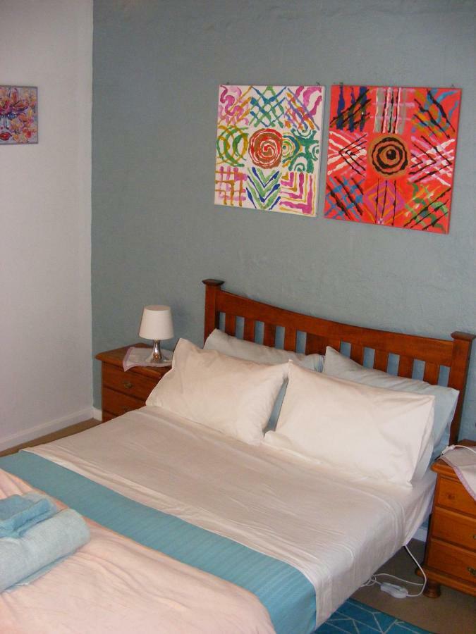 Trevalia Accommodation Penwortham Extérieur photo